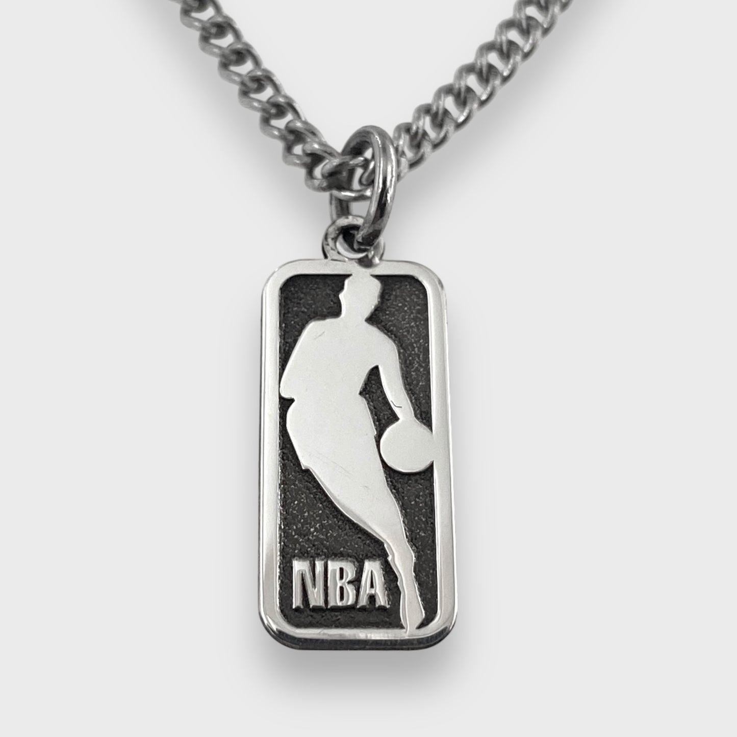 NBA PENDENT