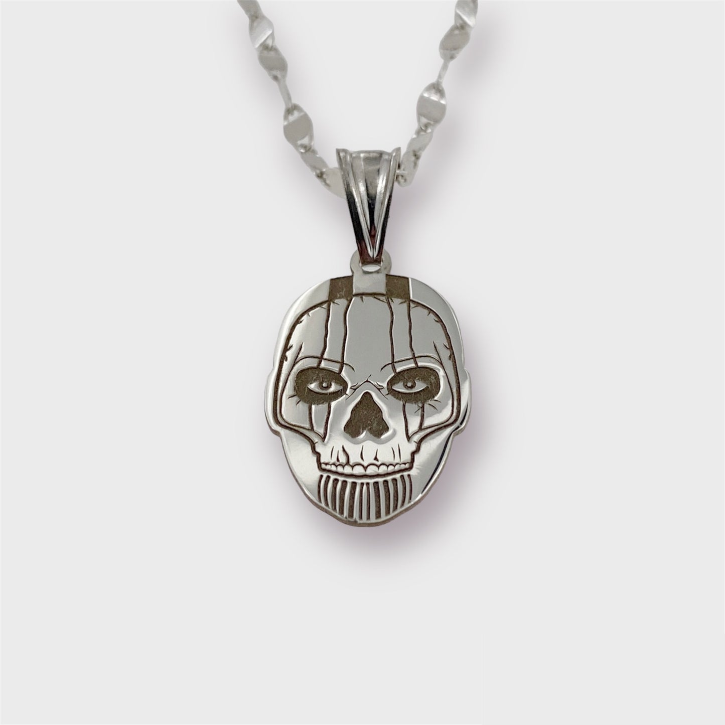 GHOST PENDENT