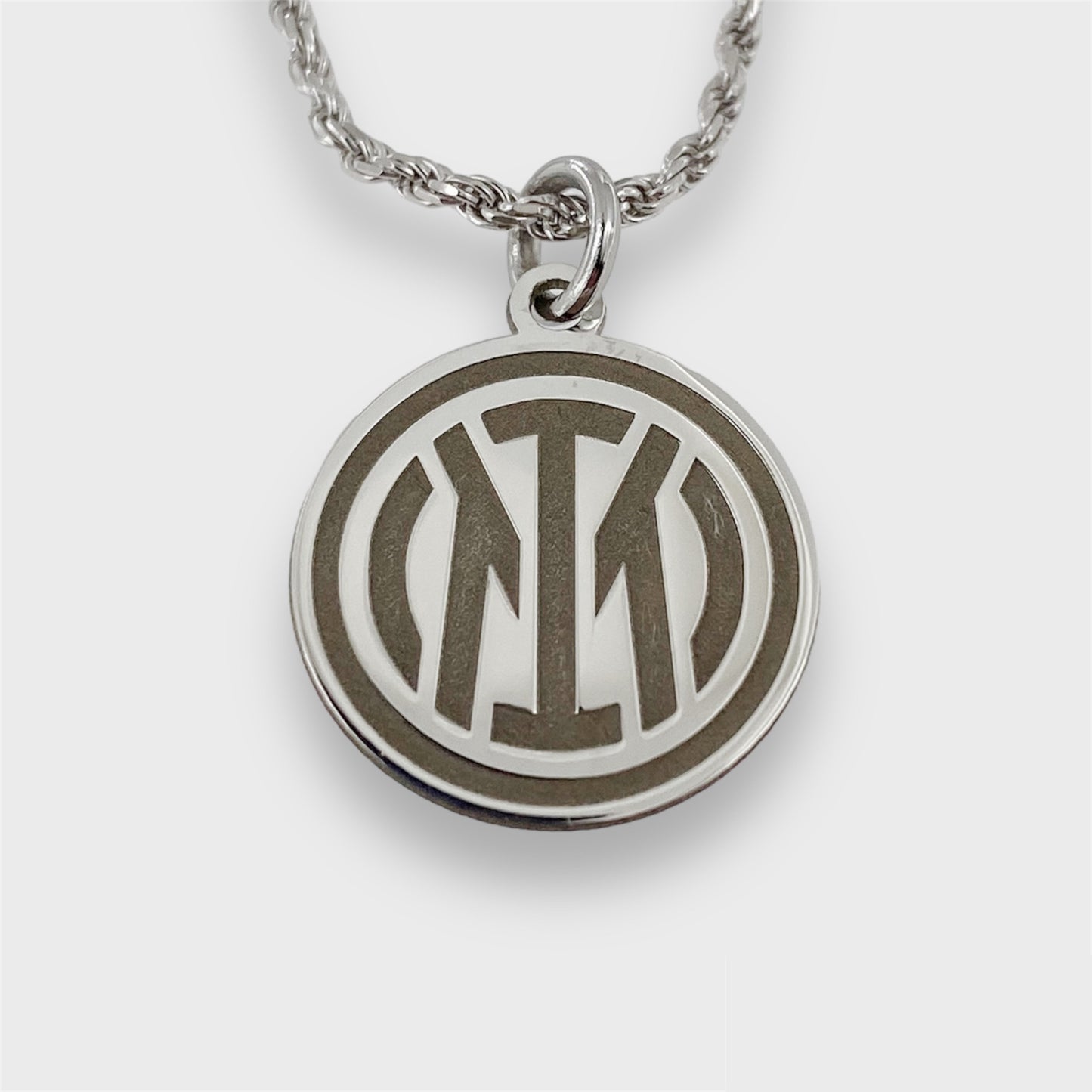 INTER PENDENT