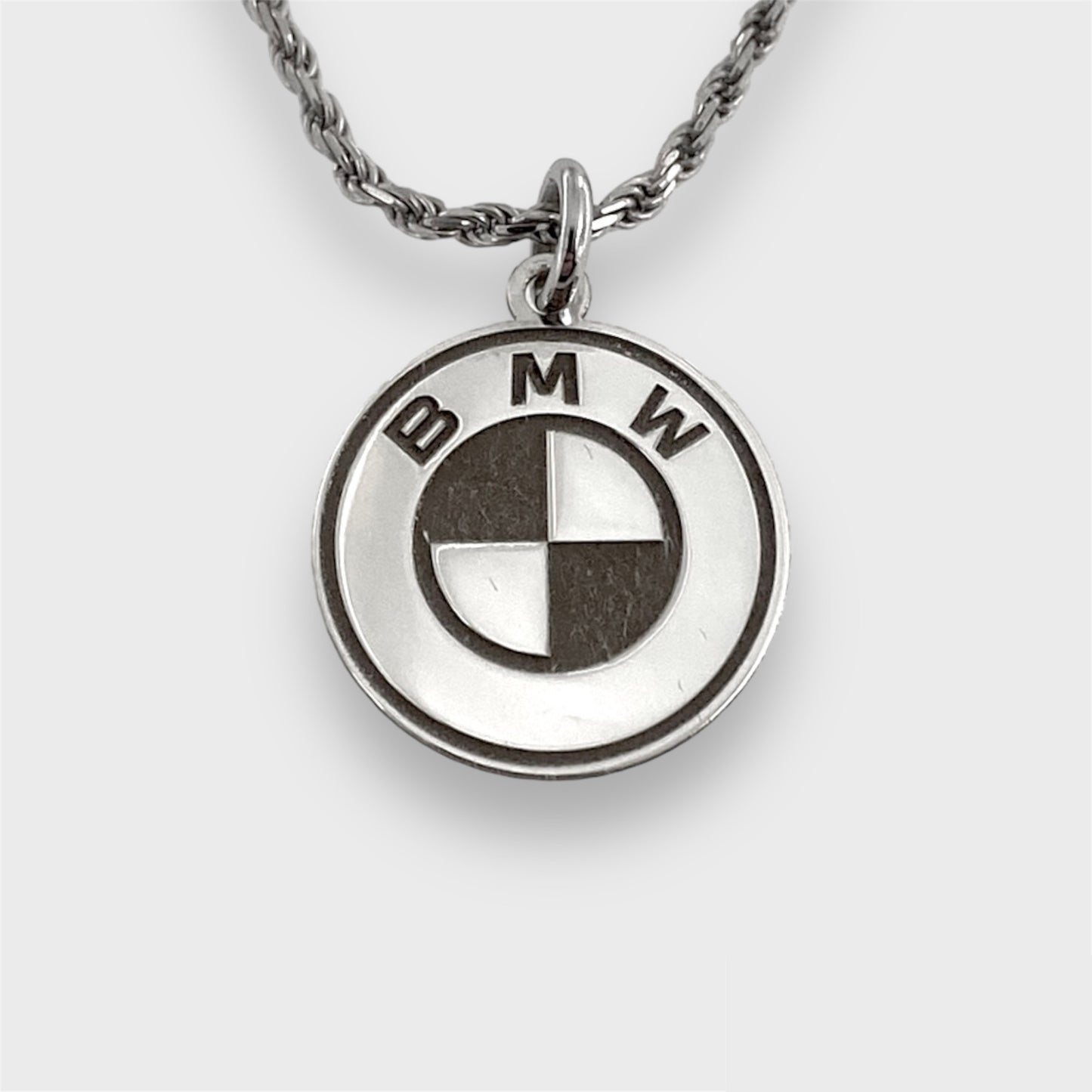 BMW PENDENT