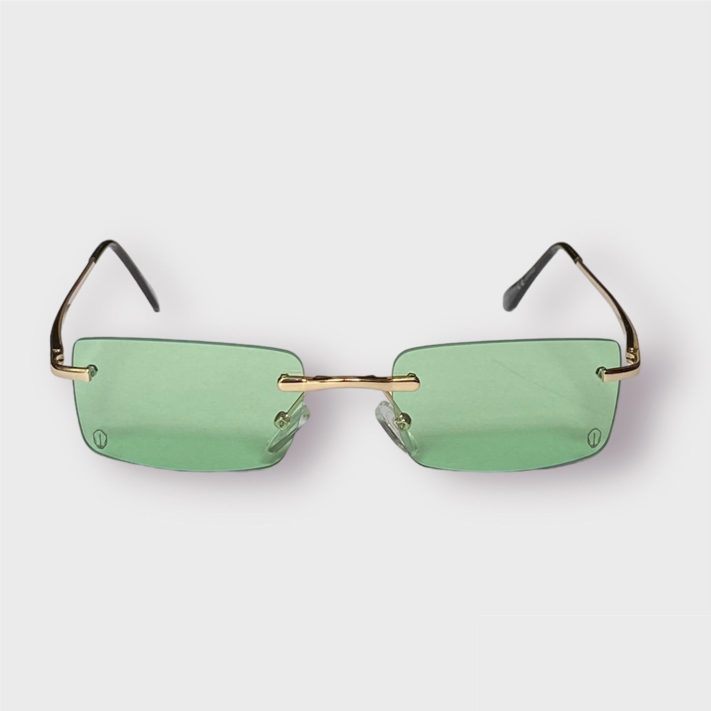 GREEN SUNGLASS