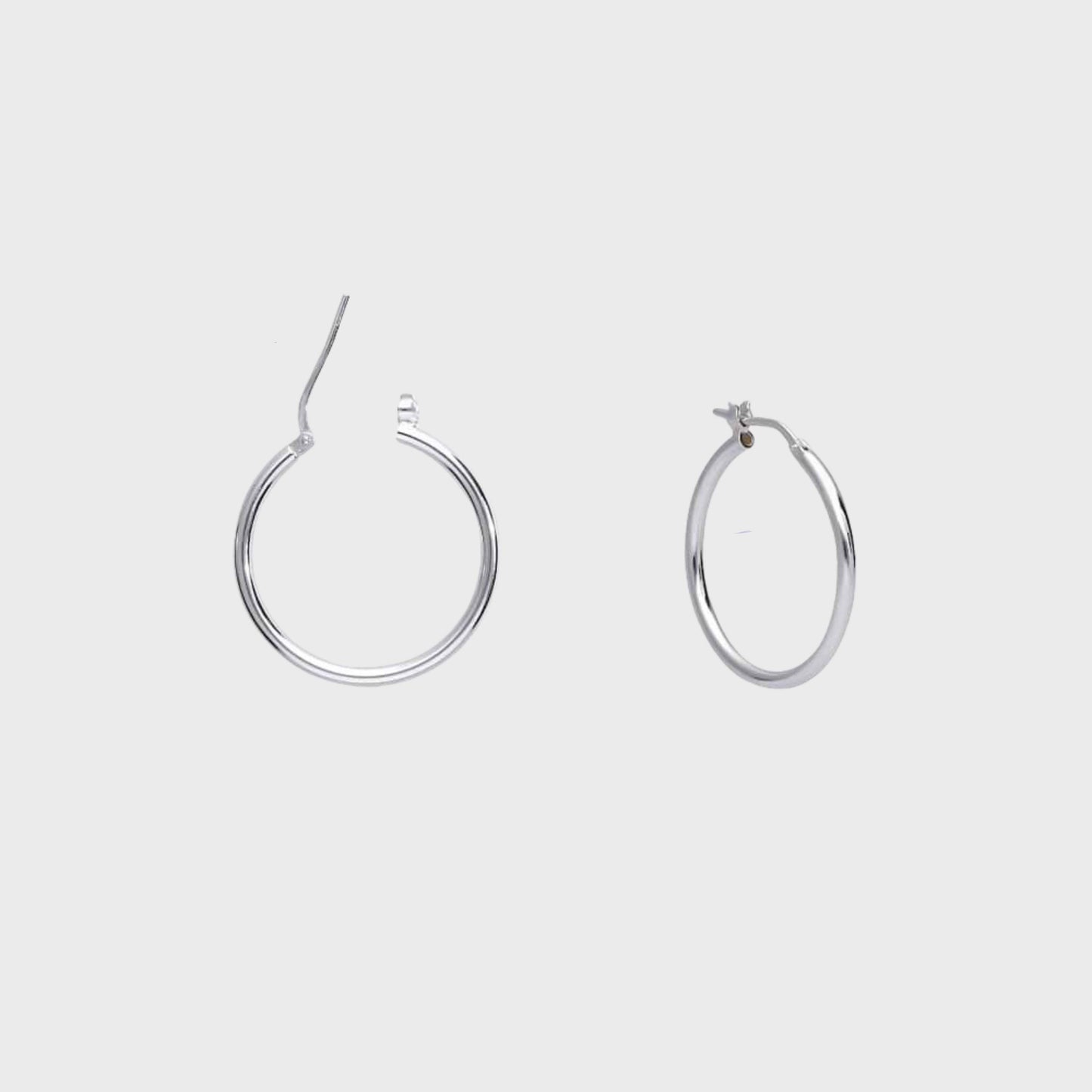 Orecchini cerchio argento rodiato liscio 20mm - snakeway.it