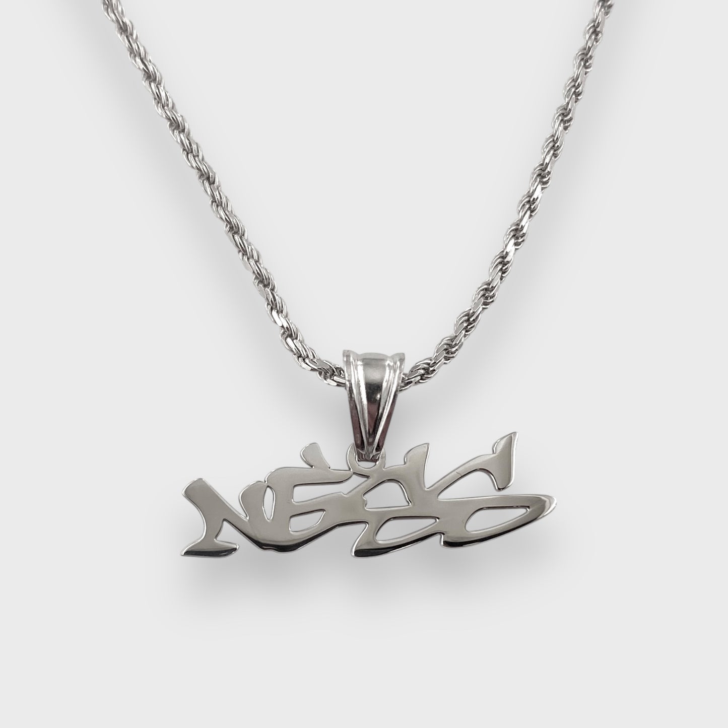 NESS PENDENT