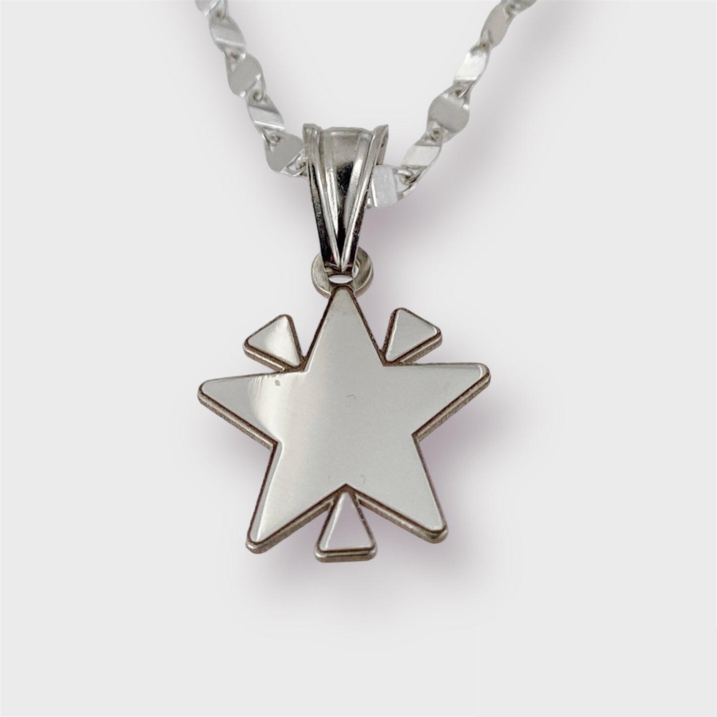 STAR PENDENT