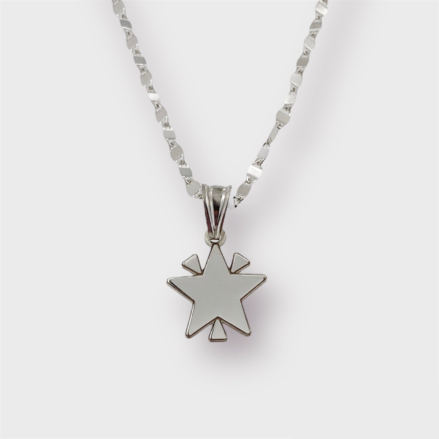 STAR PENDENT