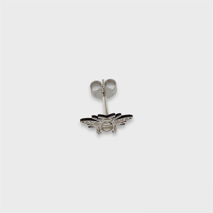 BEE EARING LOBO