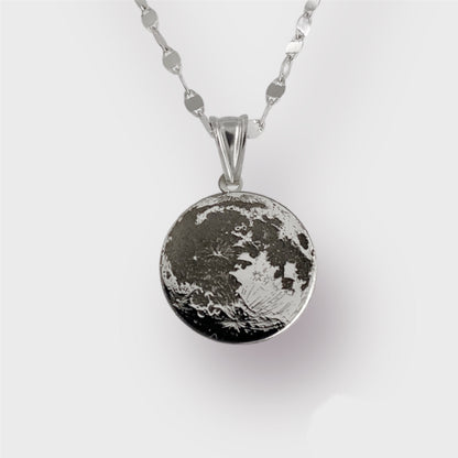 MOON PENDENT