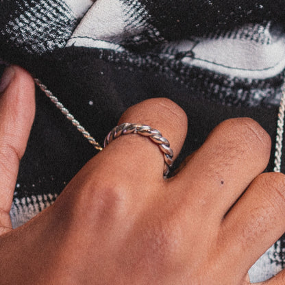 VERTIGO RING